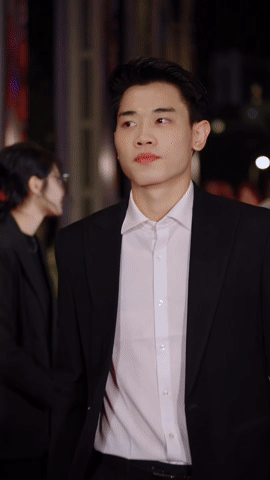 2,7 triệu lượt xem Đình Bắc khoe visual phát sáng trên thảm đỏ WeChoice Awards: Xem cả chục lần vẫn chưa biết đẹp chỗ nào  - Ảnh 1.