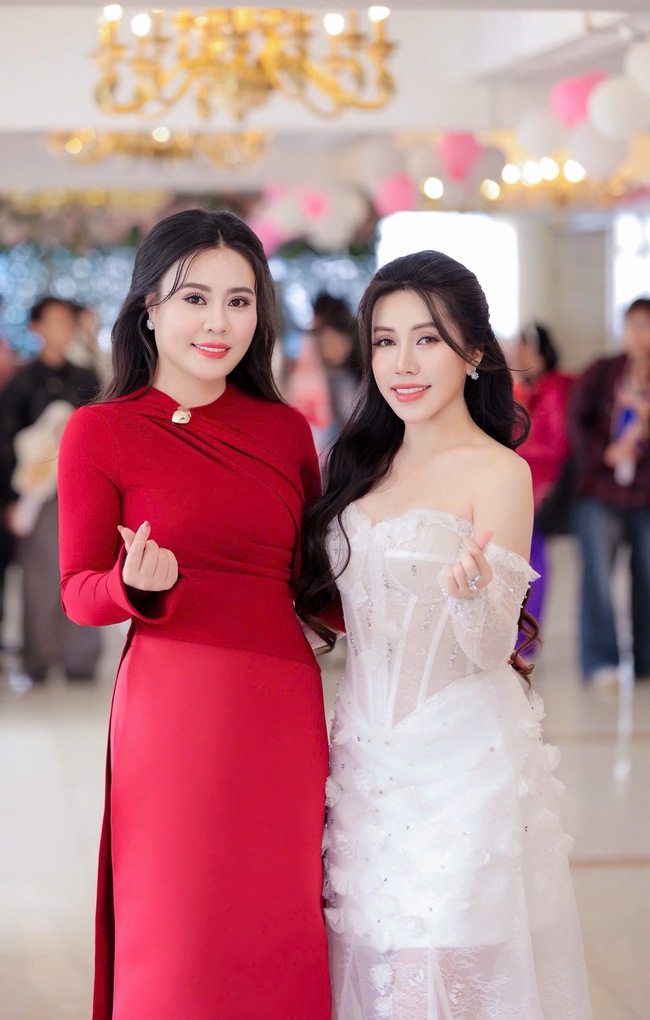 MC Hồng Nhung VOV Giao thông đồng hành cùng hoa hậu Phan Kim Oanh- Ảnh 3.