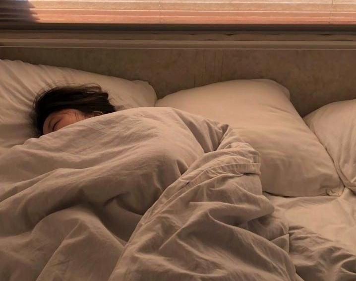 Người đàn ông mắc ung thư phổi giai đoạn cuối dù không hút thuốc, uống rượu, thủ phạm đến từ 3 thói quen nhiều người mắc trong phòng ngủ- Ảnh 2.