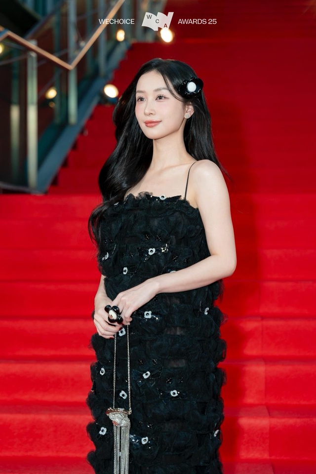 Sốc visual cặp song trùng đẹp nhất showbiz Việt, 3 giây góc nghiêng quét sạch cam thường - Ảnh 6.