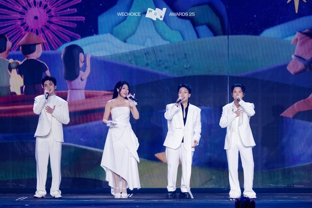 Sốc visual cặp song trùng đẹp nhất showbiz Việt, 3 giây góc nghiêng quét sạch cam thường - Ảnh 1.