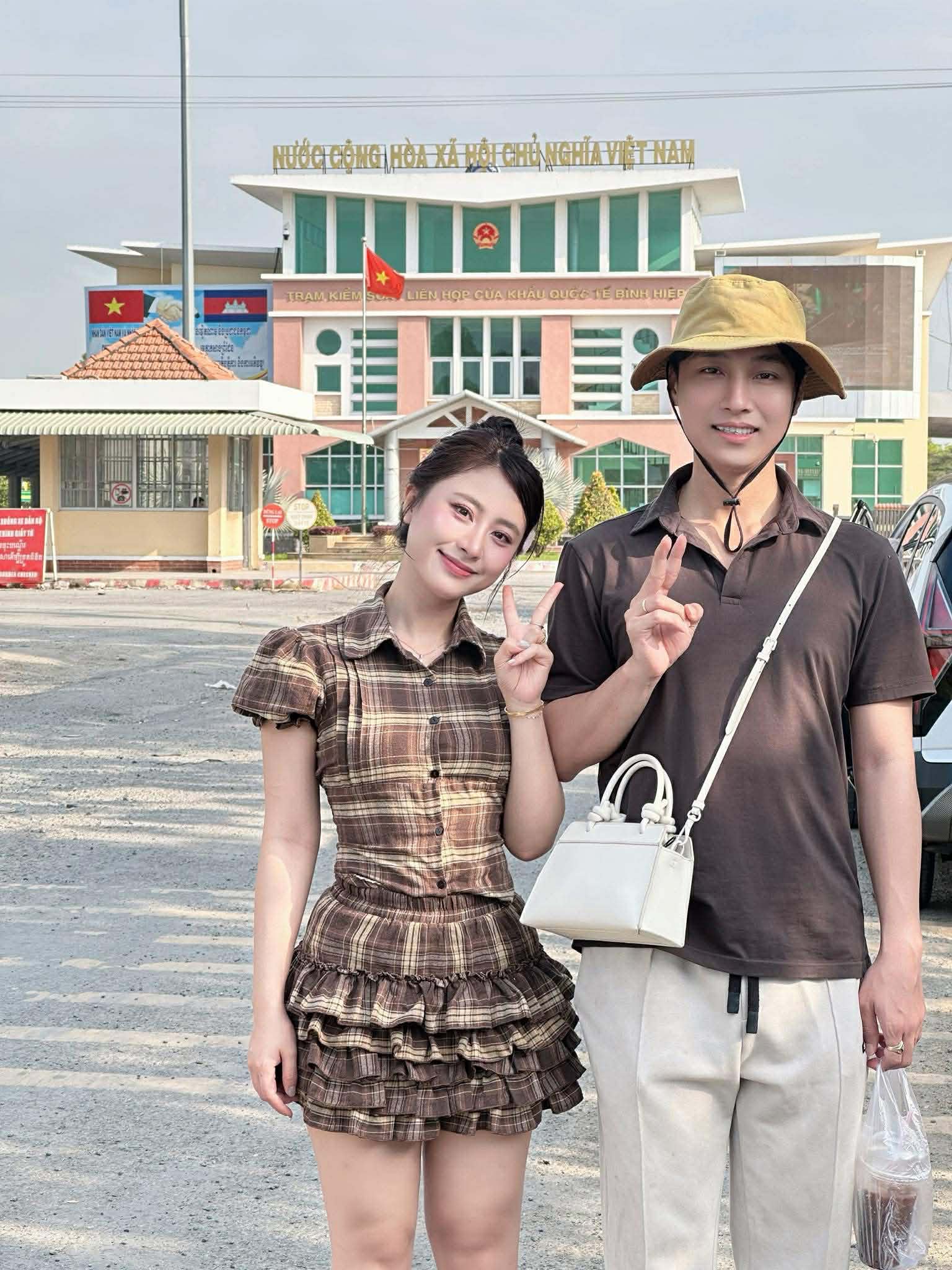 Cố tình thuê nhà để tán nữ chủ nhà xinh đẹp, bố vợ tương lai vừa gặp đã ra sức phản đối và cái kết - Ảnh 1.