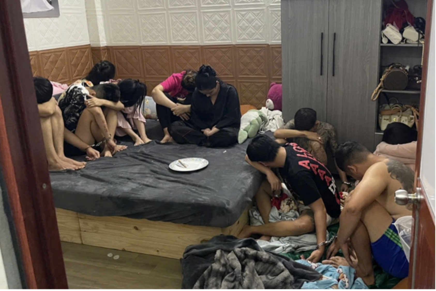 Phát hiện 5 cô gái trẻ dương tính với ma túy tại Cần Thơ trong năm 2026 - Ảnh 1. Phát hiện 5 cô gái trẻ dương tính với ma túy tại Cần Thơ trong năm 2026 - Ảnh 1.