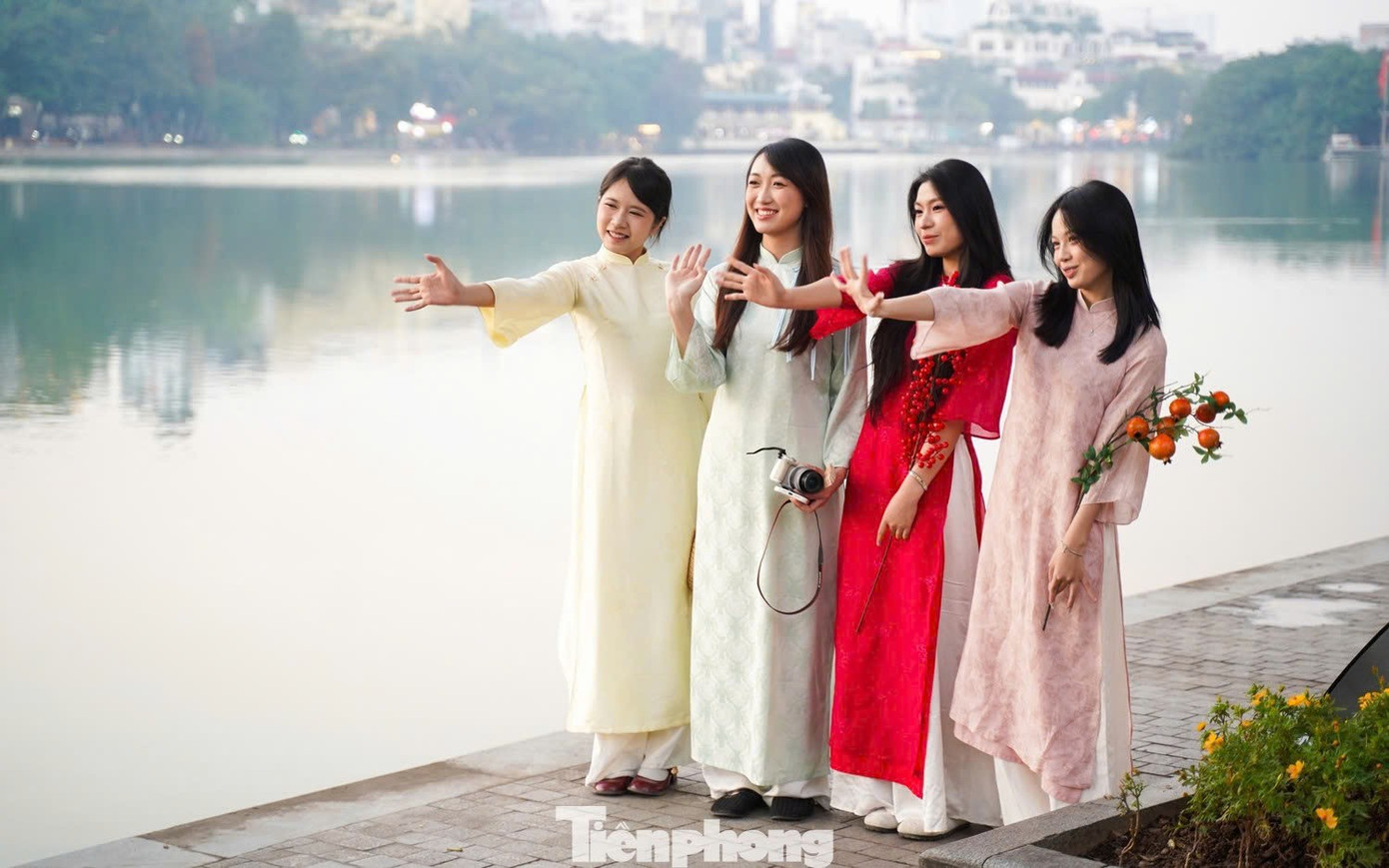 Thời tiết miền Bắc th&aacute;ng 3 / 2026: Nhiệt độ cao , mưa r&agrave;o v&agrave; chuyển lạnh - Ảnh 1.