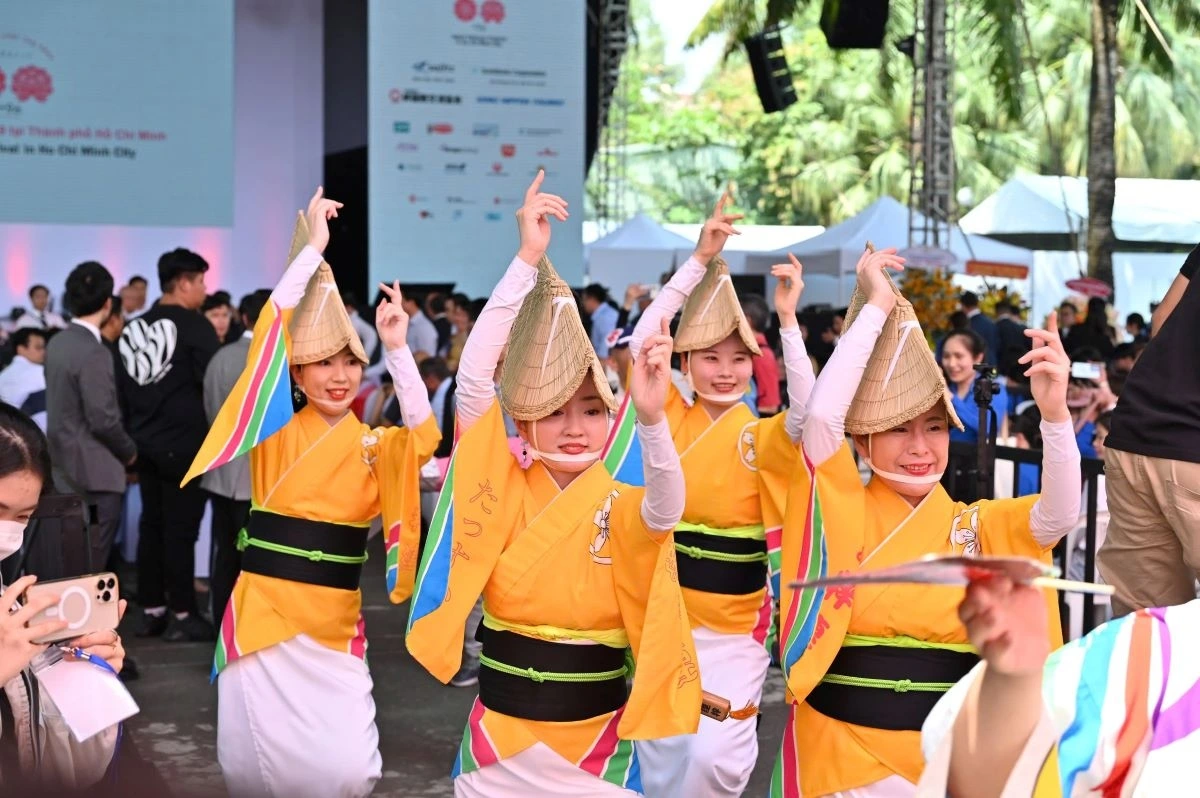 Hết Tết , m&ugrave;a lễ hội 2026 bắt đầu với 5 tọa độ du xu&acirc;n - Ảnh 4.