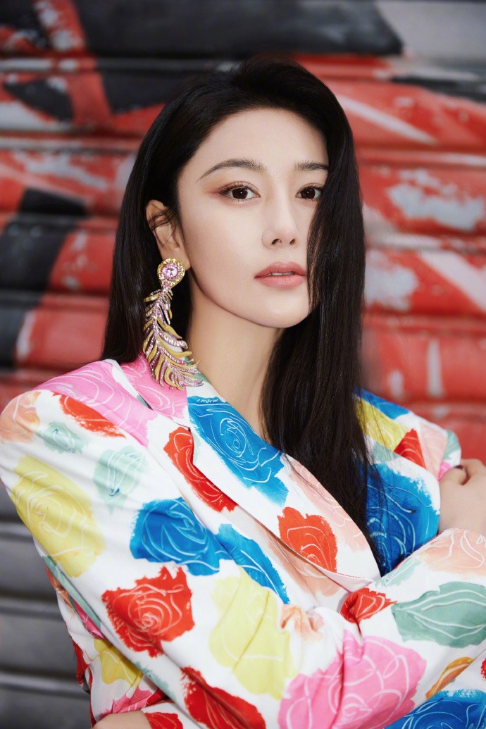 Ch&iacute;nh thức h&eacute; lộ mối quan hệ mẹ chồng - n&agrave;ng d&acirc;u của mỹ nh&acirc;n showbiz kết h&ocirc;n với sĩ quan đặc c&ocirc;ng - Ảnh 1.