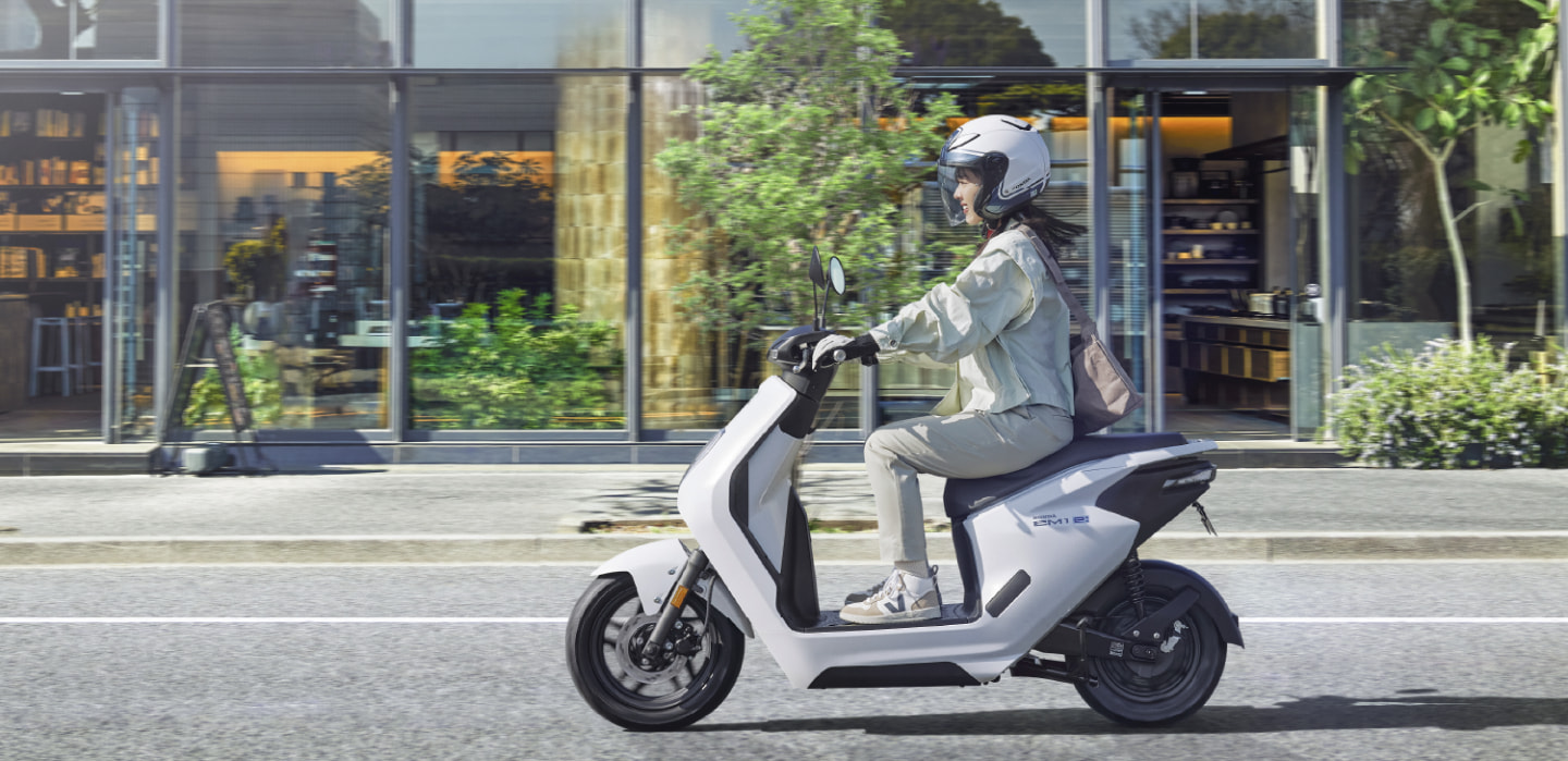 Honda h&eacute; lộ xe m&aacute;y điện si&ecirc;u rẻ trong bằng s&aacute;ng chế mới, tham vọng phổ cập phương tiện điện to&agrave;n cầu - Ảnh 1.