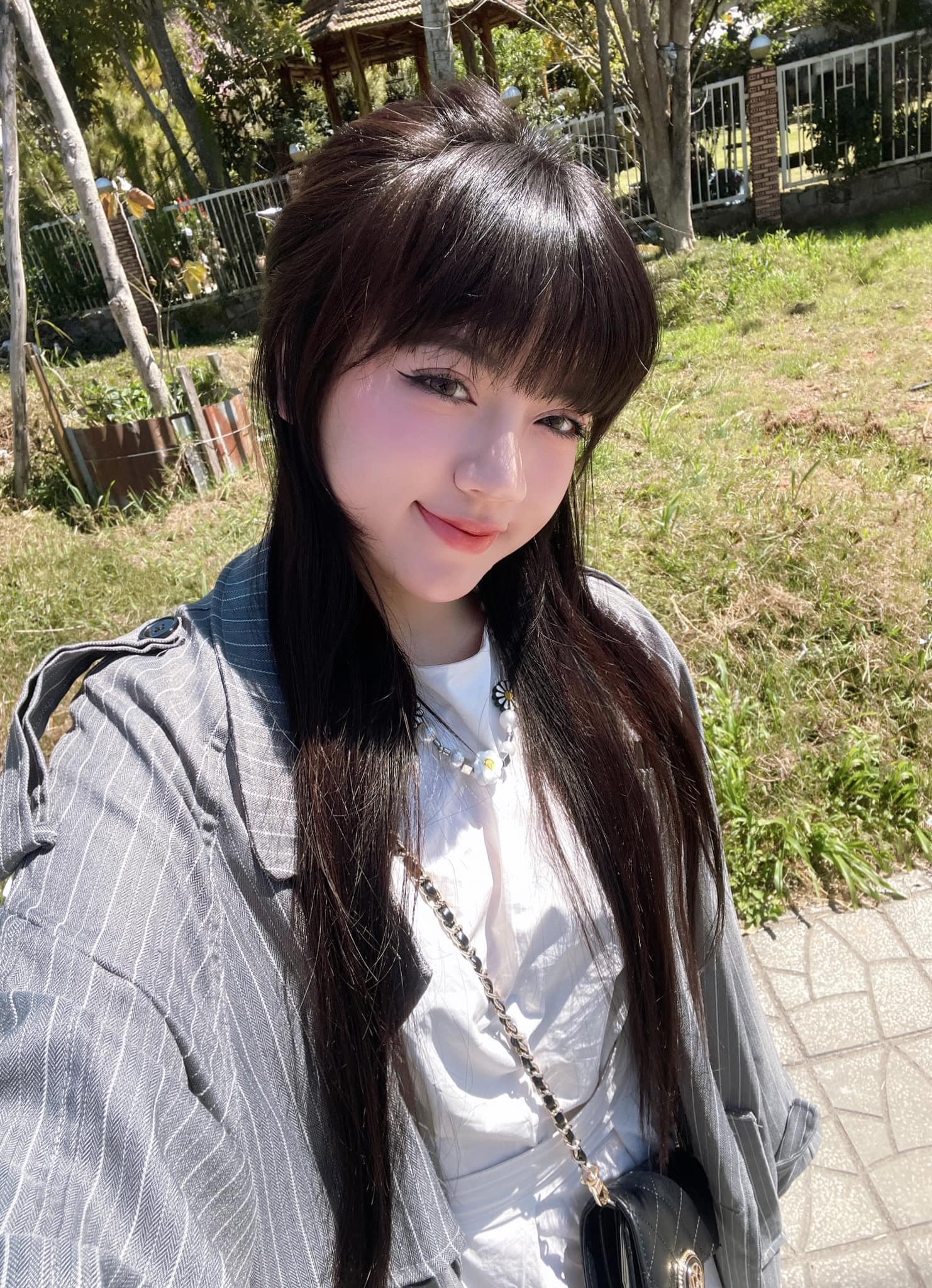 Từ "em b&eacute;" đến mỹ nh&acirc;n gợi cảm, m&agrave;n biến h&igrave;nh 180 độ của Helia Bảo H&acirc;n khiến d&acirc;n mạng "trở tay kh&ocirc;ng kịp" - Ảnh 4.