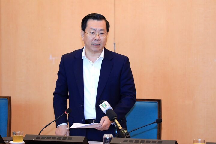 Chủ tịch H&agrave; Nội khuyến c&aacute;o người d&acirc;n kh&ocirc;ng t&iacute;ch trữ xăng dầu trong bối cảnh kh&oacute; khăn 2026 - Ảnh 2.