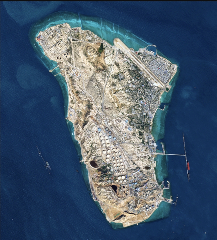 Mỹ c&acirc;n nhắc chiếm giữ đảo Kharg: Đ&ograve;n đ&aacute;nh v&agrave;o kinh tế Iran - Ảnh 1.