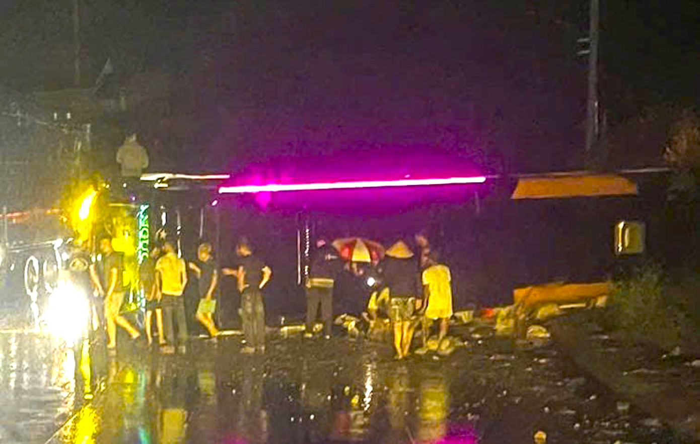 Vụ tai nạn giao th&ocirc;ng nghi&ecirc;m trọng tại gia Lai khiến 2 người bị thương - Ảnh 1.