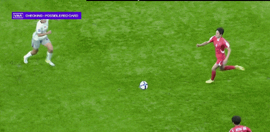 Trọng t&agrave;i Việt Nam g&acirc;y tranh c&atilde;i ở giải ch&acirc;u &Aacute;, 2 đội Trung Quốc v&agrave; Triều Ti&ecirc;n c&ugrave;ng phản ứng - Ảnh 1.