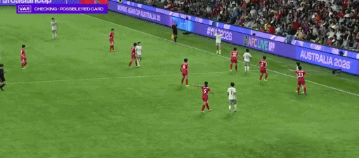 Trọng t&agrave;i Việt Nam g&acirc;y tranh c&atilde;i ở giải ch&acirc;u &Aacute;, 2 đội Trung Quốc v&agrave; Triều Ti&ecirc;n c&ugrave;ng phản ứng - Ảnh 3.