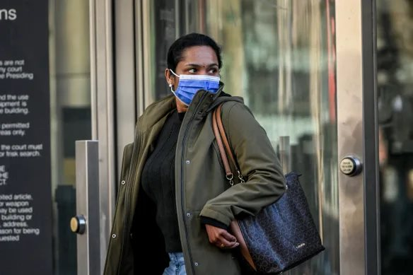 T&agrave;i khoản nhầm 275 tỷ đồng: Cuộc sống xa hoa v&agrave; c&aacute;i kết bất ngờ - Ảnh 3.