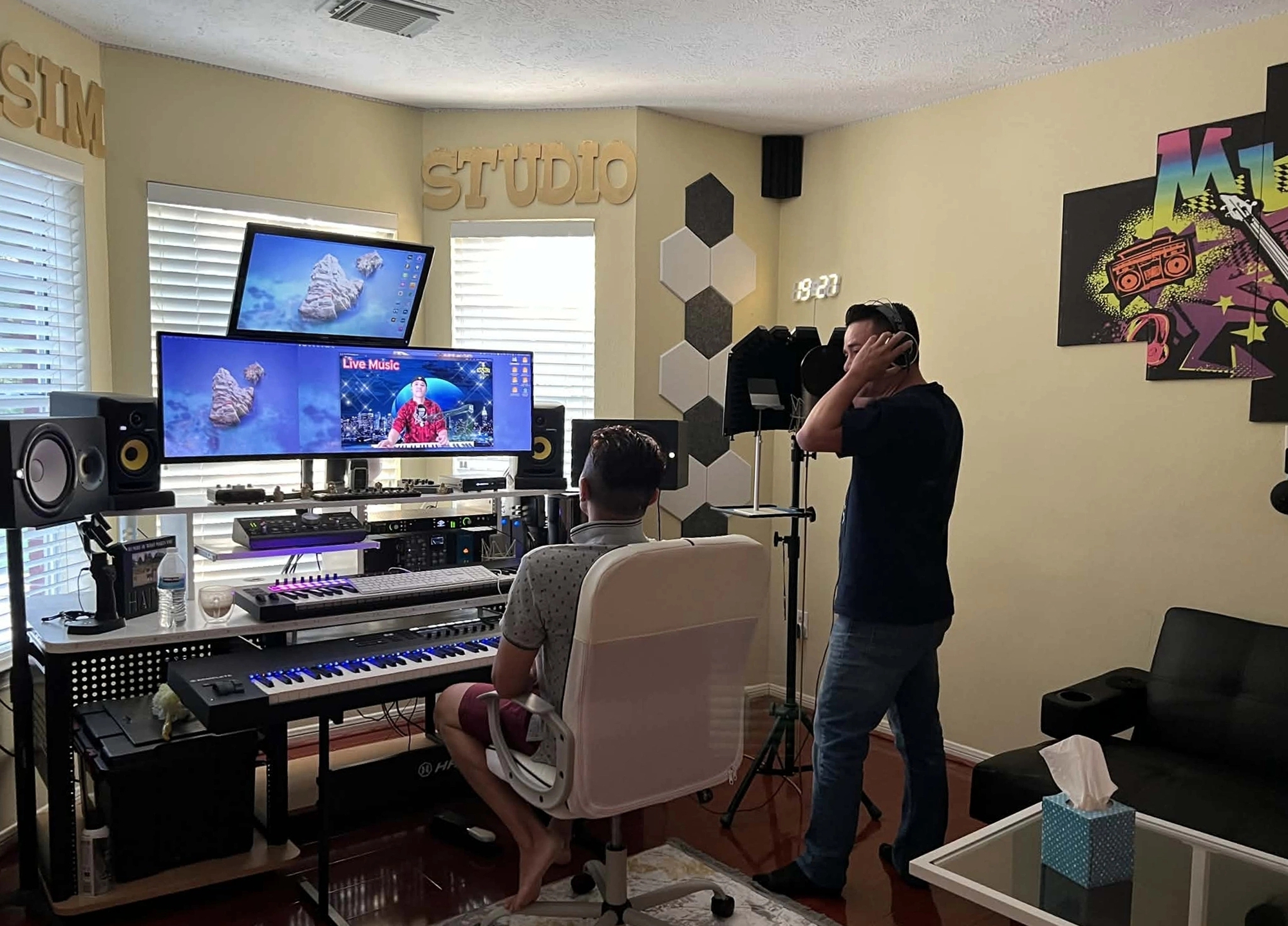 Biệt thự ở Mỹ nơi Kasim Ho&agrave;ng Vũ sống những ng&agrave;y cuối đời - Ảnh 1.