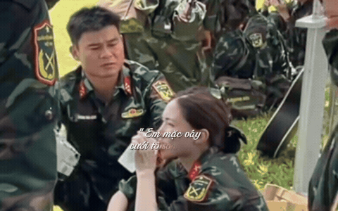 Thật ra Ho&agrave; Minzy đ&atilde; c&ocirc;ng khai chồng Đại u&yacute; 1 năm trước- Ảnh 2.