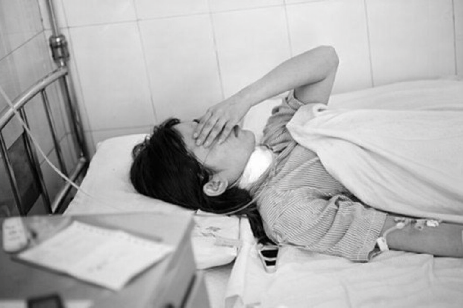 Nữ Sinh 20 Tuổi Đau Cổ, Đi Khám Phát Hiện Ung Thư Dạ Dày Đã Di Căn Toàn Thân: Đừng Bỏ Qua Dấu Hiệu Này - Ảnh 3.