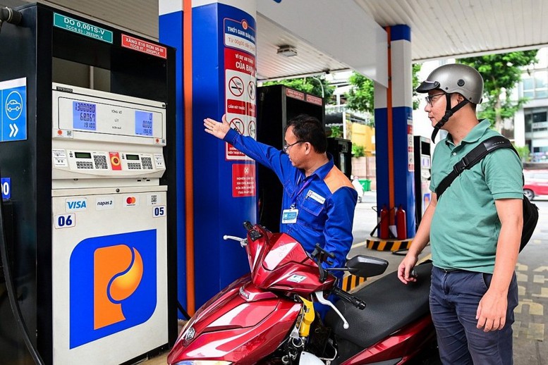 Ch&iacute;nh thức điều chỉnh gi&aacute; xăng dầu 2026 , chi 4 . 000 - 5 . 000 Đồng từ Qũy B&igrave;nh ổn gi&aacute; - Ảnh 1.