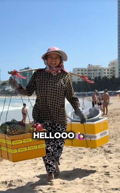 Gặp c&ocirc; Mai - &ldquo;ng&ocirc;i sao b&aacute;n tr&aacute;i c&acirc;y biển Nha Trang&rdquo; g&acirc;y sốt to&agrave;n cầu: &ldquo;T&ocirc;i kh&ocirc;ng nhận được số tiền như người người ta đồn&rdquo;- Ảnh 2.