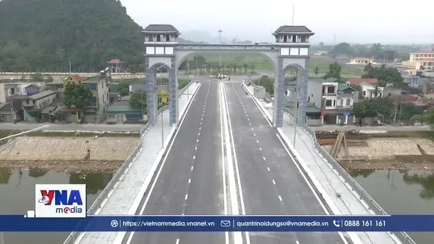 Cây cầu trong tuyến đường nghìn tỷ vừa hoàn thành sau 3 năm: Nối 2 phường, có 1 chi tiết mà hiếm đâu có - Ảnh 3.