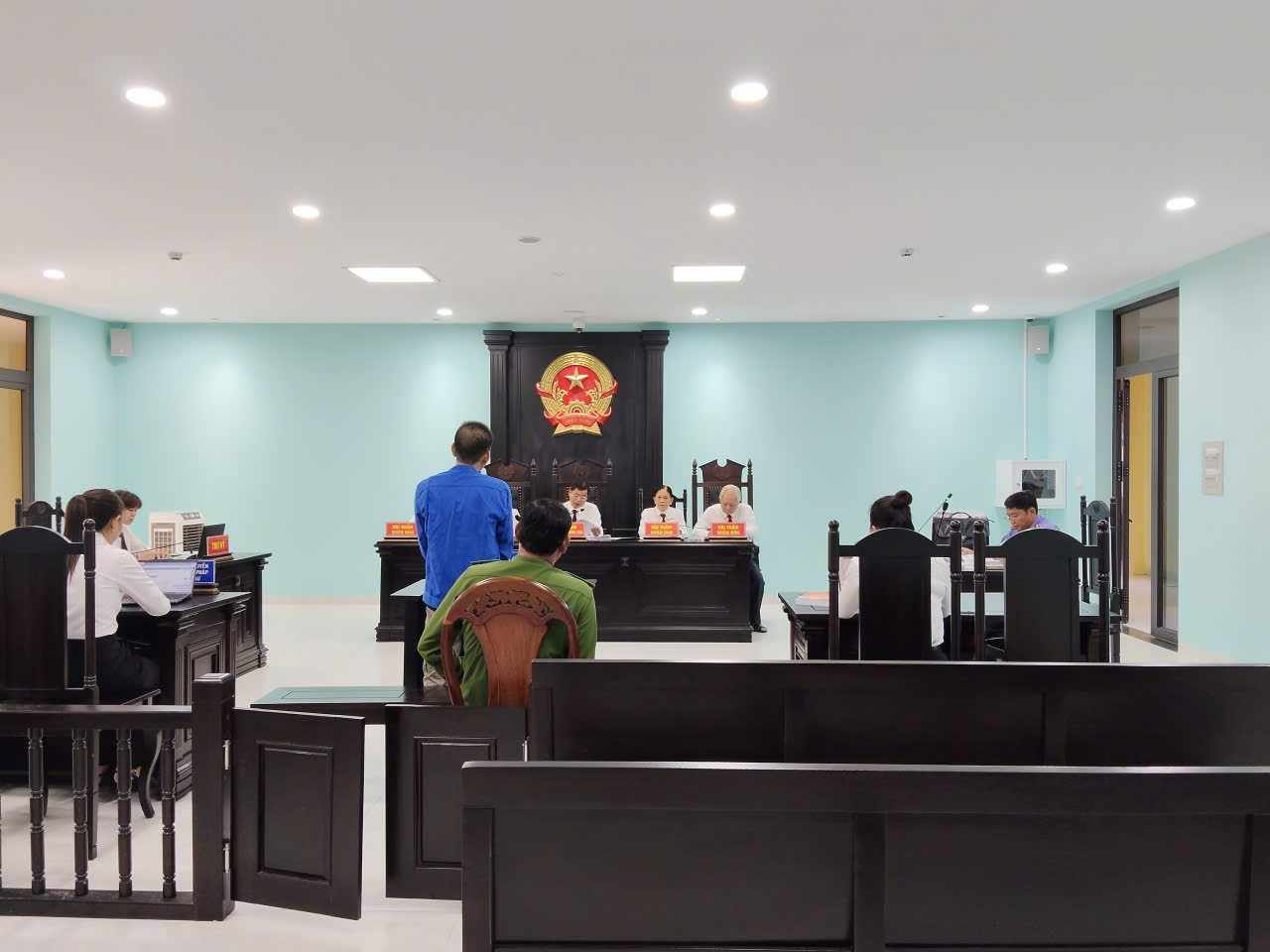 Trần Thanh Hải bị phạt 15 năm t&ugrave; v&igrave; hiếp d&acirc;m trẻ em dưới 10 tuổi tại C&agrave; Mau - Ảnh 1.