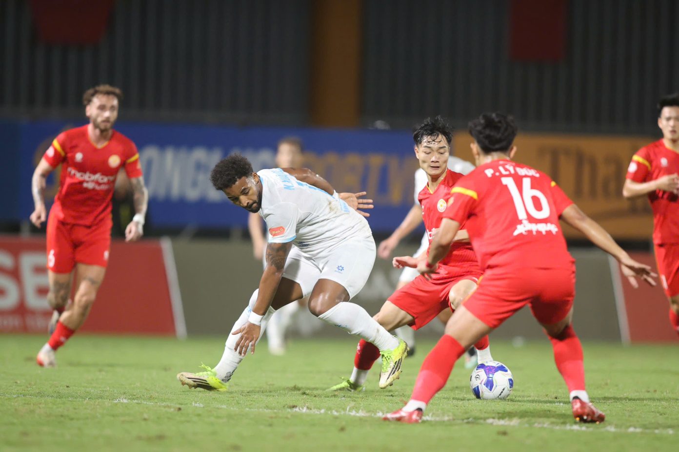 V&ograve;ng 16 V-League 2025-2026: Cơ hội cho Xu&acirc;n Son chỉnh "thước ngắm" - Ảnh 3.