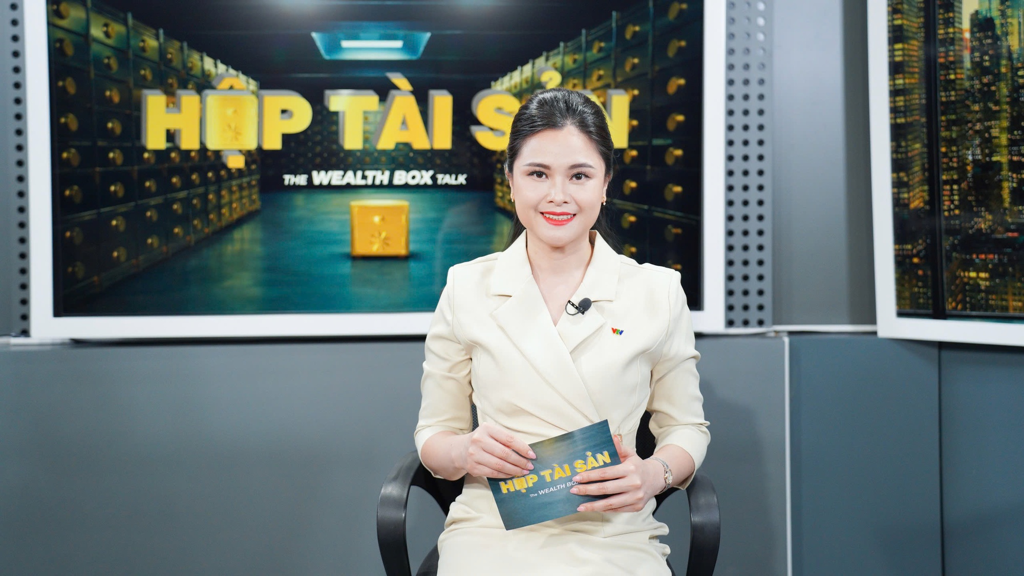 BTV Mùi Khánh Ly nói về trí tuệ nhân tạo cùng khách mời đặc biệt - Ảnh 1. BTV Mùi Khánh Ly nói về trí tuệ nhân tạo cùng khách mời đặc biệt - Ảnh 1.