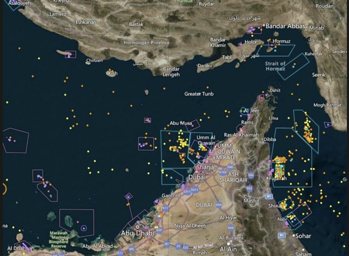 Điểm nghẽn dầu mỏ: 'Tử huyệt' xoay chuyển cuộc xung đột ở Iran - Ảnh 3.