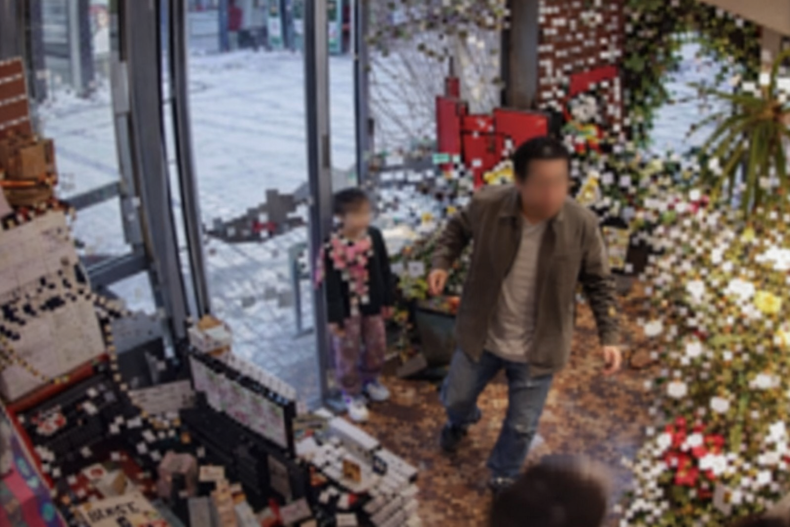 Cha l&agrave;m loạn tiệm hoa v&igrave; con g&aacute;i mua hoa tặng mẹ nh&acirc;n ng&agrave;y Quốc tế Phụ nữ - Ảnh 4.