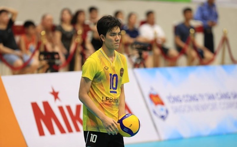 Sau tranh cãi giới tính, Bích Tuyền chính thức tái xuất làng bóng chuyền 1 1 1773368086590 17733680869881028083211