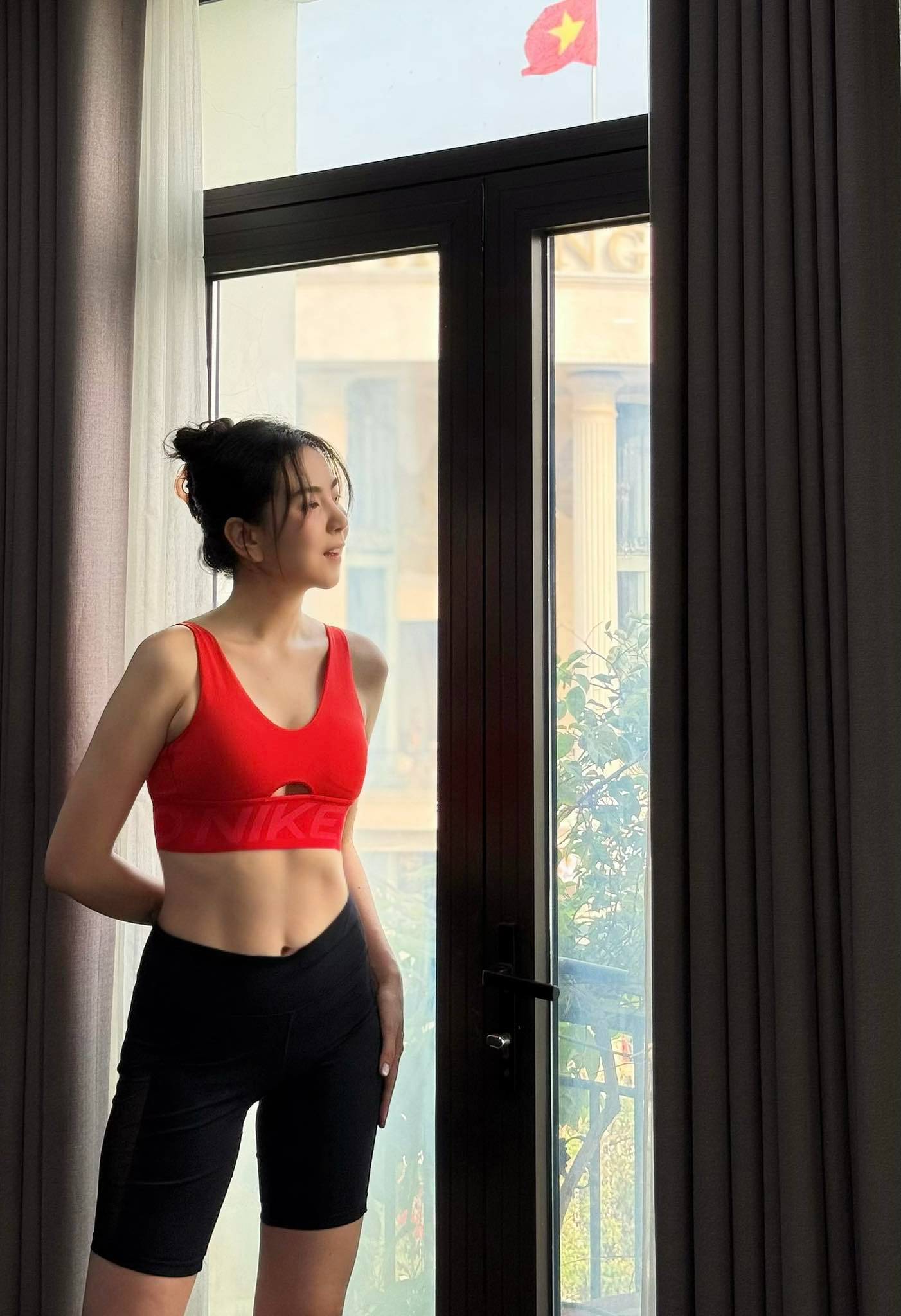 H&ocirc;n nh&acirc;n của người đẹp VTV với chồng k&eacute;m tuổi trong t&ograve;a nh&agrave; bề thế ở Bắc Ninh: Một bức ảnh h&eacute; lộ cuộc sống hiện tại- Ảnh 10.