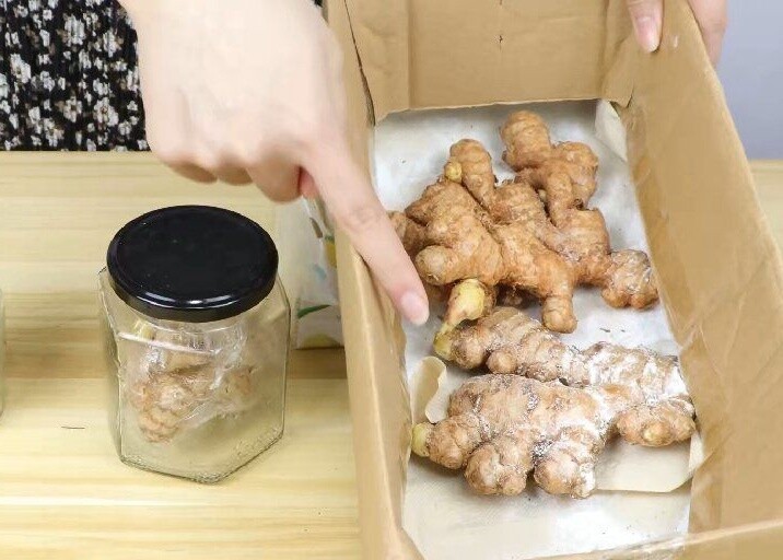 6 loại thực phẩm khi bị mốc có thể trở nên cực độc, loại đầu tiên rất nhiều nhà đang có - Ảnh 1.