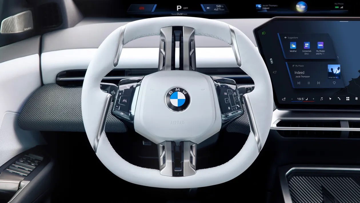 BMW iX3 2026 liên tục lên lịch vào ĐNÁ dù đang ‘cháy hàng’: Thiết kế mới với màn hình gây ngợp, chạy gần 650km/sạc, dễ về Việt Nam thay đời cũ- Ảnh 10. BMW iX3 2026 liên tục lên lịch vào ĐNÁ dù đang ‘cháy hàng’: Thiết kế mới với màn hình gây ngợp, chạy gần 650km/sạc, dễ về Việt Nam thay đời cũ- Ảnh 10.