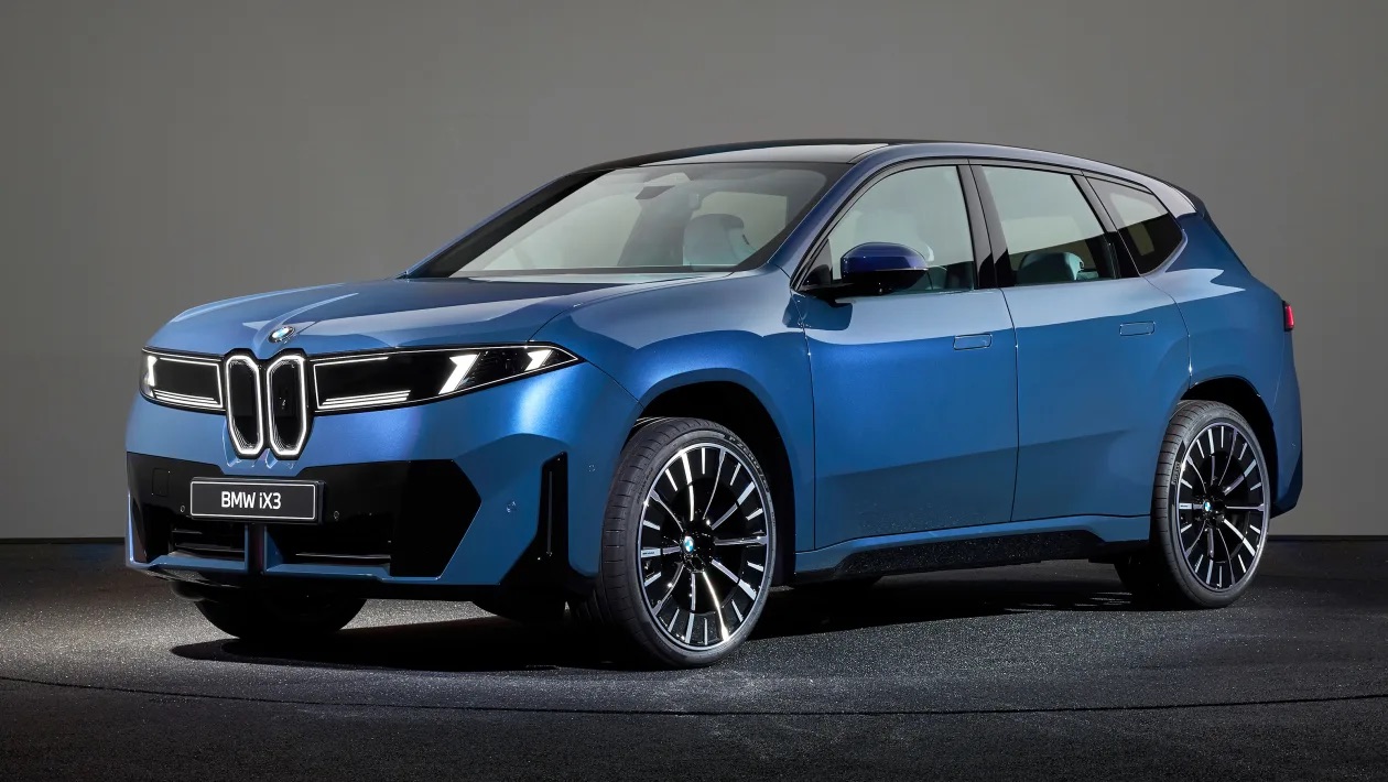 BMW iX3 2026 liên tục lên lịch vào ĐNÁ dù đang ‘cháy hàng’: Thiết kế mới với màn hình gây ngợp, chạy gần 650km/sạc, dễ về Việt Nam thay đời cũ- Ảnh 3. BMW iX3 2026 liên tục lên lịch vào ĐNÁ dù đang ‘cháy hàng’: Thiết kế mới với màn hình gây ngợp, chạy gần 650km/sạc, dễ về Việt Nam thay đời cũ- Ảnh 3.