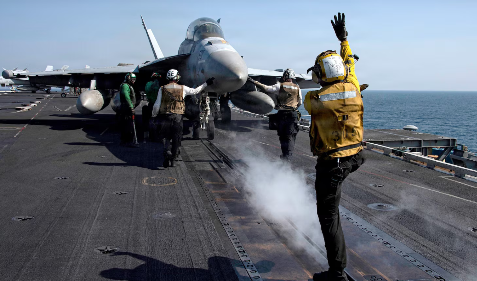 Tổng thống Trump v&agrave; Ph&oacute; Tổng thống Vance c&oacute; quan điểm kh&aacute;c nhau về chiến dịch qu&acirc;n sự tại Iran- Ảnh 1.