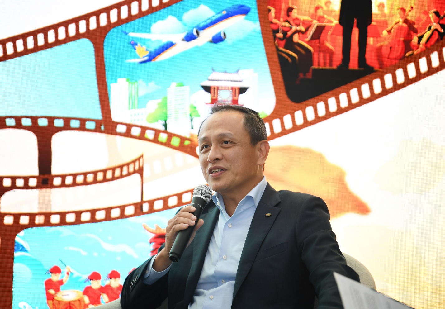 Vietnam Airlines mở rộng kết nối quốc tế, góp phần đưa Hà Nội trở thành điểm đến hàng đầu châu Á - Ảnh 2. Vietnam Airlines mở rộng kết nối quốc tế, góp phần đưa Hà Nội trở thành điểm đến hàng đầu châu Á - Ảnh 2.