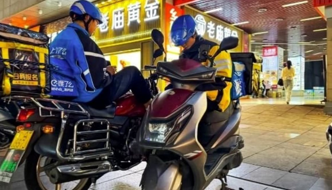 Buồn của nghề shipper: Kỳ thị v&agrave; &aacute;p lực trong c&ocirc;ng việc giao h&agrave;ng - Ảnh 1.