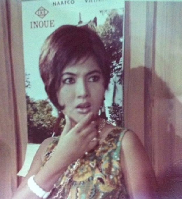 Th&agrave;nh Lộc đang diễn th&igrave; c&oacute; điện thoại: "Th&agrave;nh Lộc &agrave;, chị Thẩm Th&uacute;y Hằng n&egrave; em ơi" - Ảnh 2.