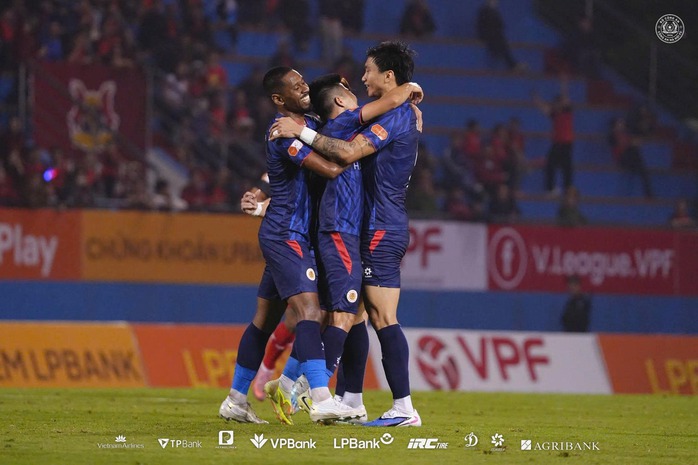 Vòng 16 V-League 2025-2026: Công an Hà Nội khẳng định vị thế anh cả - Ảnh 5.