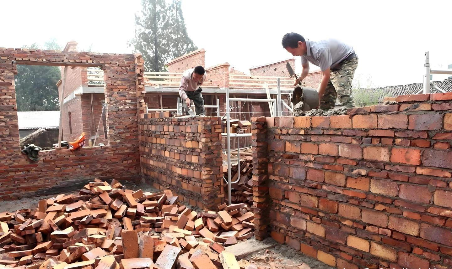 Ước mơ về qu&ecirc; x&acirc;y nh&agrave; nghỉ hưu tan vỡ sau 3 th&aacute;ng thi c&ocirc;ng: 5 lần khiếu nại khiến t&ocirc;i phải nghĩ lại tất cả - Ảnh 1.