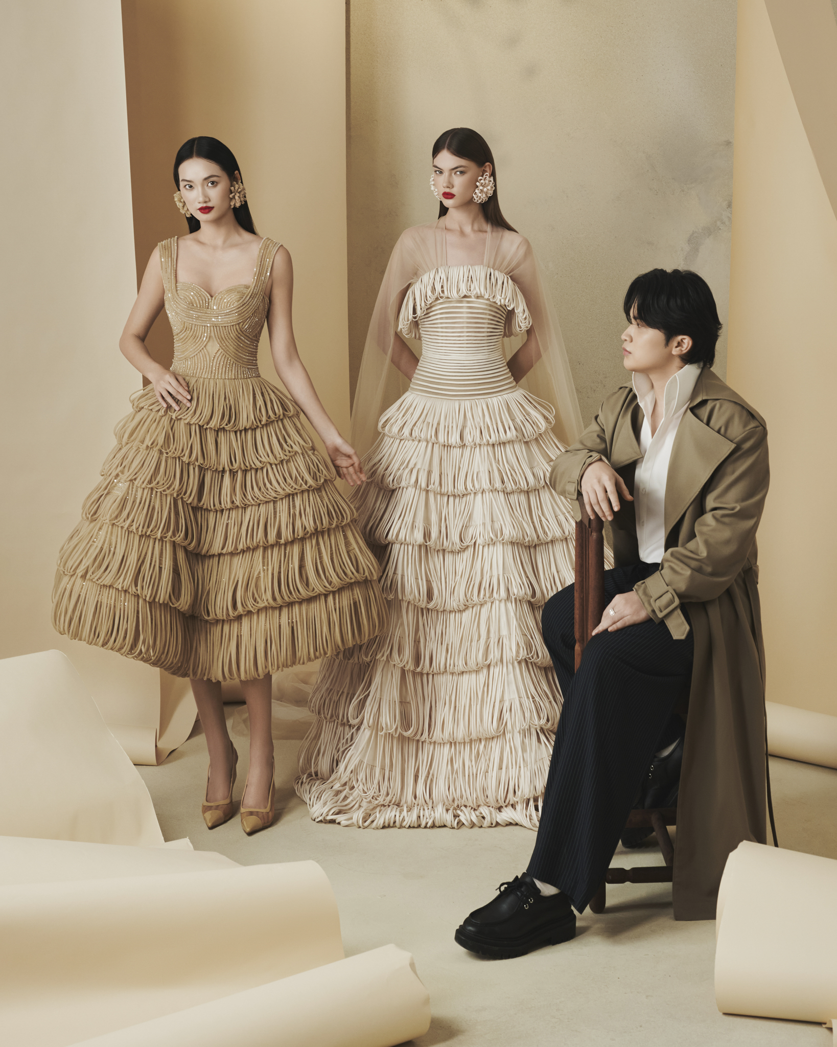 Bộ sưu tập Numero 5 của NTK Nguyễn Ph&uacute;c Tuấn: Bức thư t&igrave;nh viết bằng thời trang- Ảnh 12.