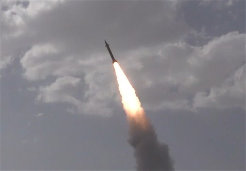 Israel đổi chiến thuật, Iran tấn công loạt căn cứ Mỹ - Ảnh 1.