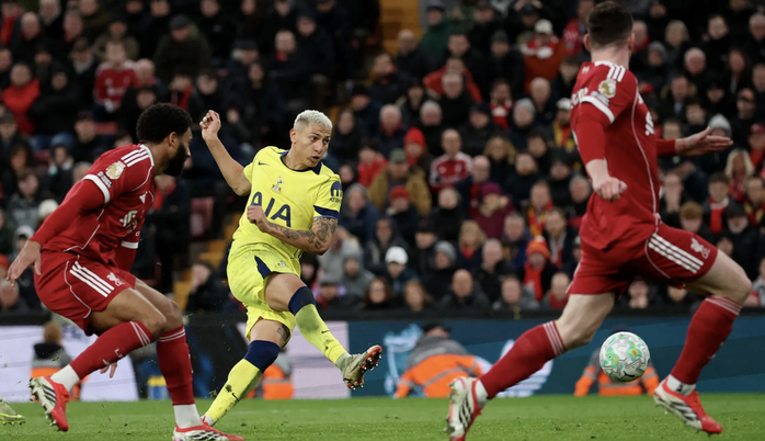 Richarlison ghi bàn phút 90, Tottenham chia điểm Liverpool tại Anfield - Ảnh 4.