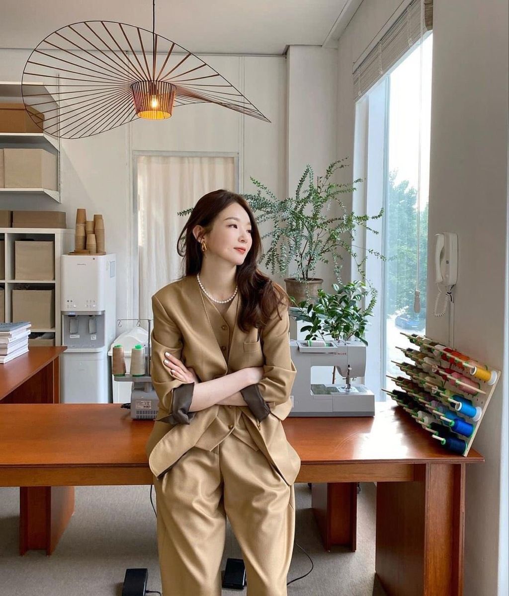 D&acirc;n văn ph&ograve;ng đi l&agrave;m 10 năm, lương bao nhi&ecirc;u mới được coi l&agrave; kh&ocirc;ng thấp?- Ảnh 2.