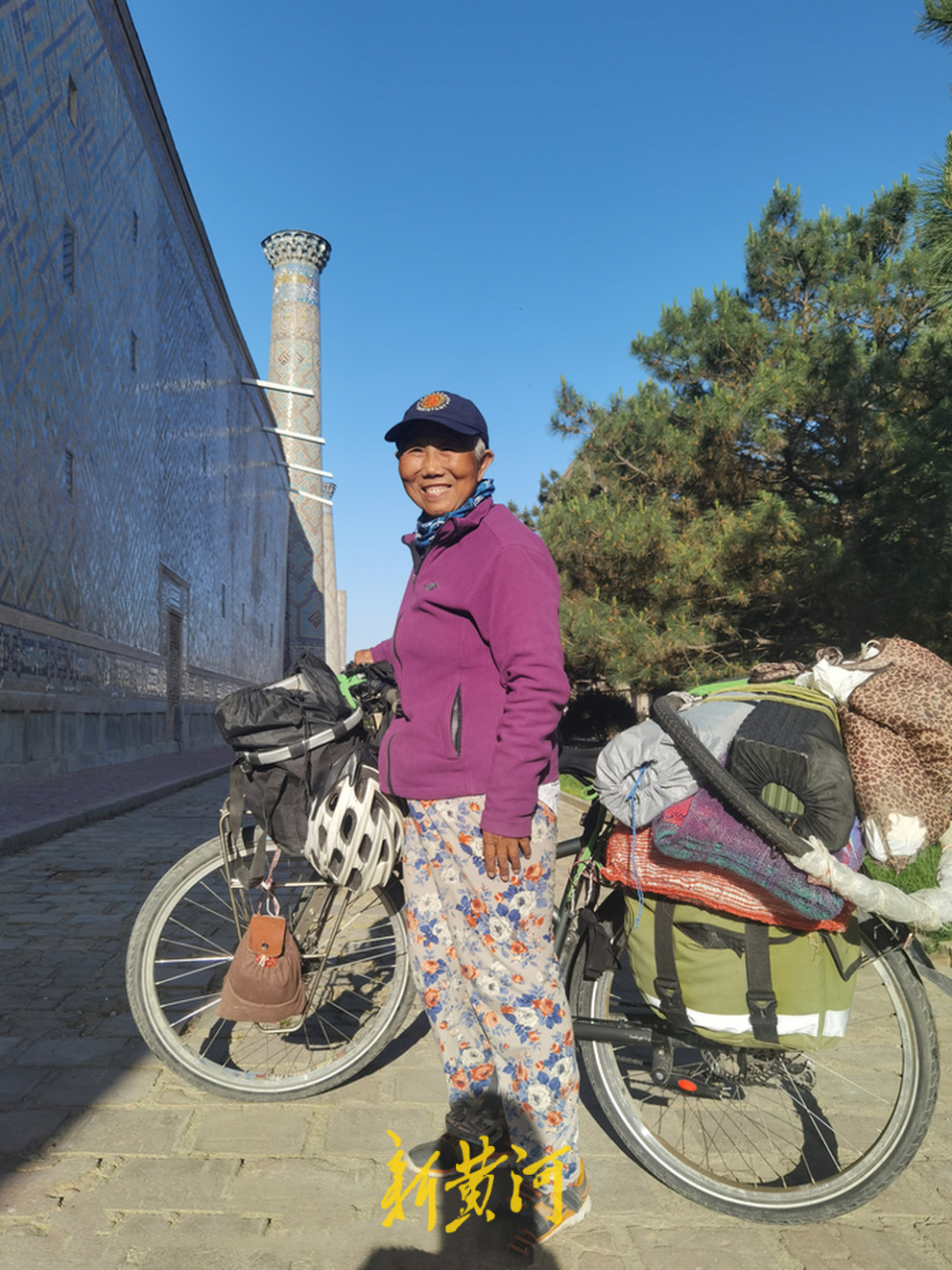 Hành trình đạp xe của nữ phượt thủ 68 tuổi qua 20 quốc gia đầy cảm hứng - Ảnh 1. Hành trình đạp xe của nữ phượt thủ 68 tuổi qua 20 quốc gia đầy cảm hứng - Ảnh 1.