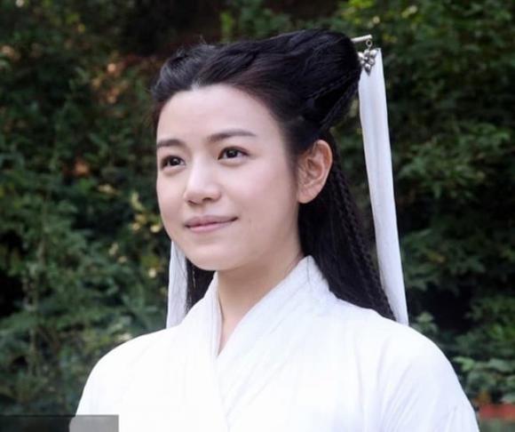 Soi dàn mỹ nhân thủ vai Tiểu Long Nữ: Từ tượng đài kinh điển đến những bản chuyển thể gây tranh cãi- Ảnh 3. Soi dàn mỹ nhân thủ vai Tiểu Long Nữ: Từ tượng đài kinh điển đến những bản chuyển thể gây tranh cãi- Ảnh 3.