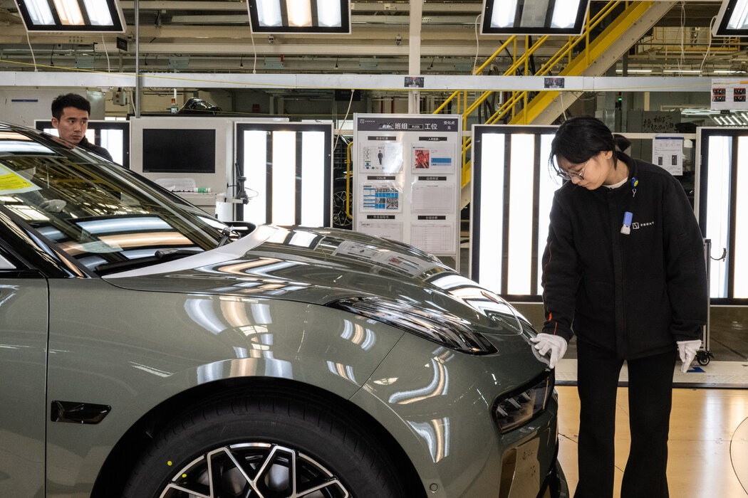 Mỹ tấn c&ocirc;ng Iran, gi&aacute; dầu rung lắc: Trung Quốc b&igrave;nh thản nhờ kế hoạch thai ngh&eacute;n từ hơn 20 năm trước - Ảnh 1.