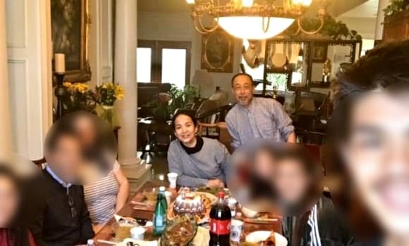 Cú twist bất ngờ chuyện vợ chồng ngôi sao đi nhặt rác kiếm sống trên đất Mỹ - Ảnh 5.