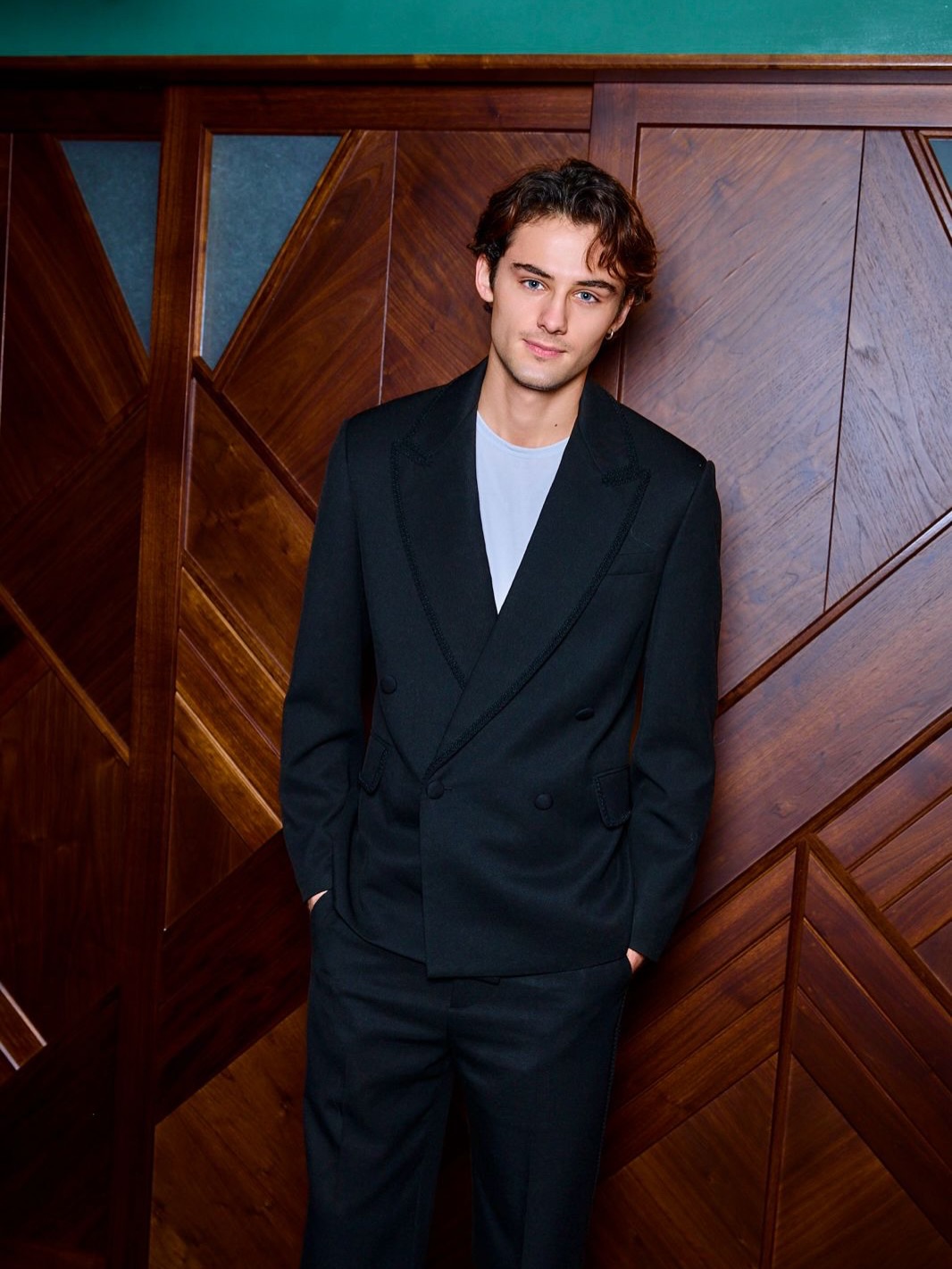 William Franklyn - Miller sau 10 năm: Cậu b&eacute; đẹp trai nhất thế giới giờ ra sao? - Ảnh 6.