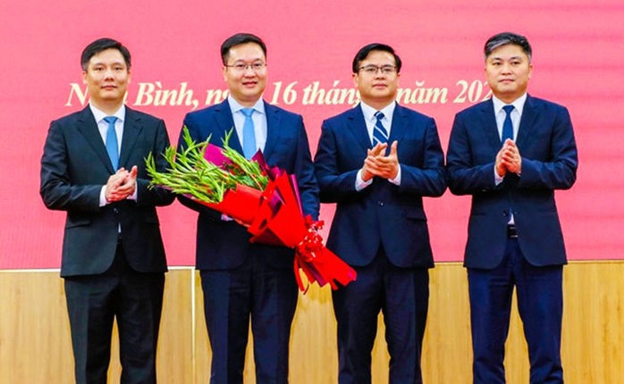 Trợ l&yacute; Tổng B&iacute; thư T&ocirc; L&acirc;m giữ chức Ph&oacute; B&iacute; thư Tỉnh ủy Ninh B&igrave;nh - Ảnh 2.